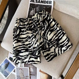 Wiaofellas  -  Men's New Fashionable Zebra Print Casual Versatile Straight Loose Shorts