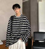 Wiaofellas Men's Long Sleeved Striped T-shirt, Original Style Round Neck Top, Korean Student Loose Casual T-shirt, Fashionable