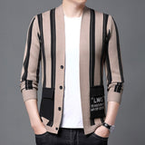 Wiaofellas High-quality Men's Fleece Thickened Sweater Elegant High-end Fashion Business Simple Casual Loose Knitted Sweater Cardigan